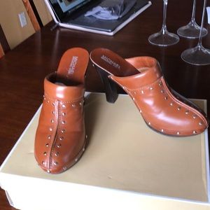 MK Astor High Clogs